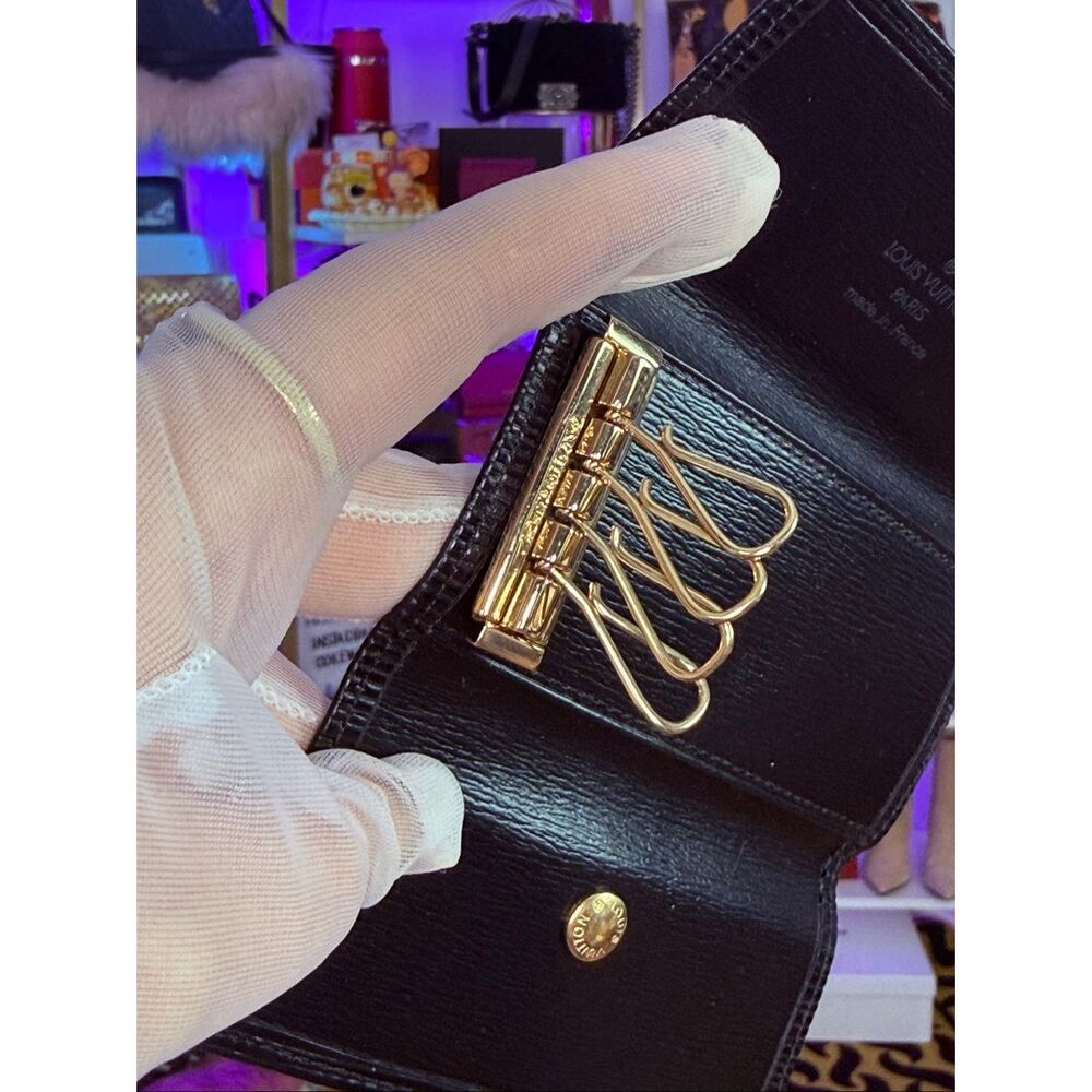 Louis Vuitton Black Epi Leather 4 Ring Key Case Wallet Vintage - Picture 7 of 8